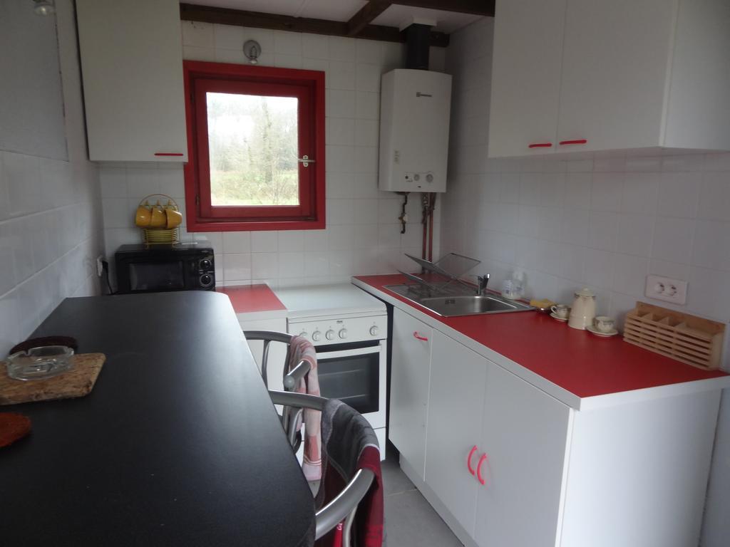 Villa Les Ecuries Du Prechard La Chapelle-Chaussée Zimmer foto